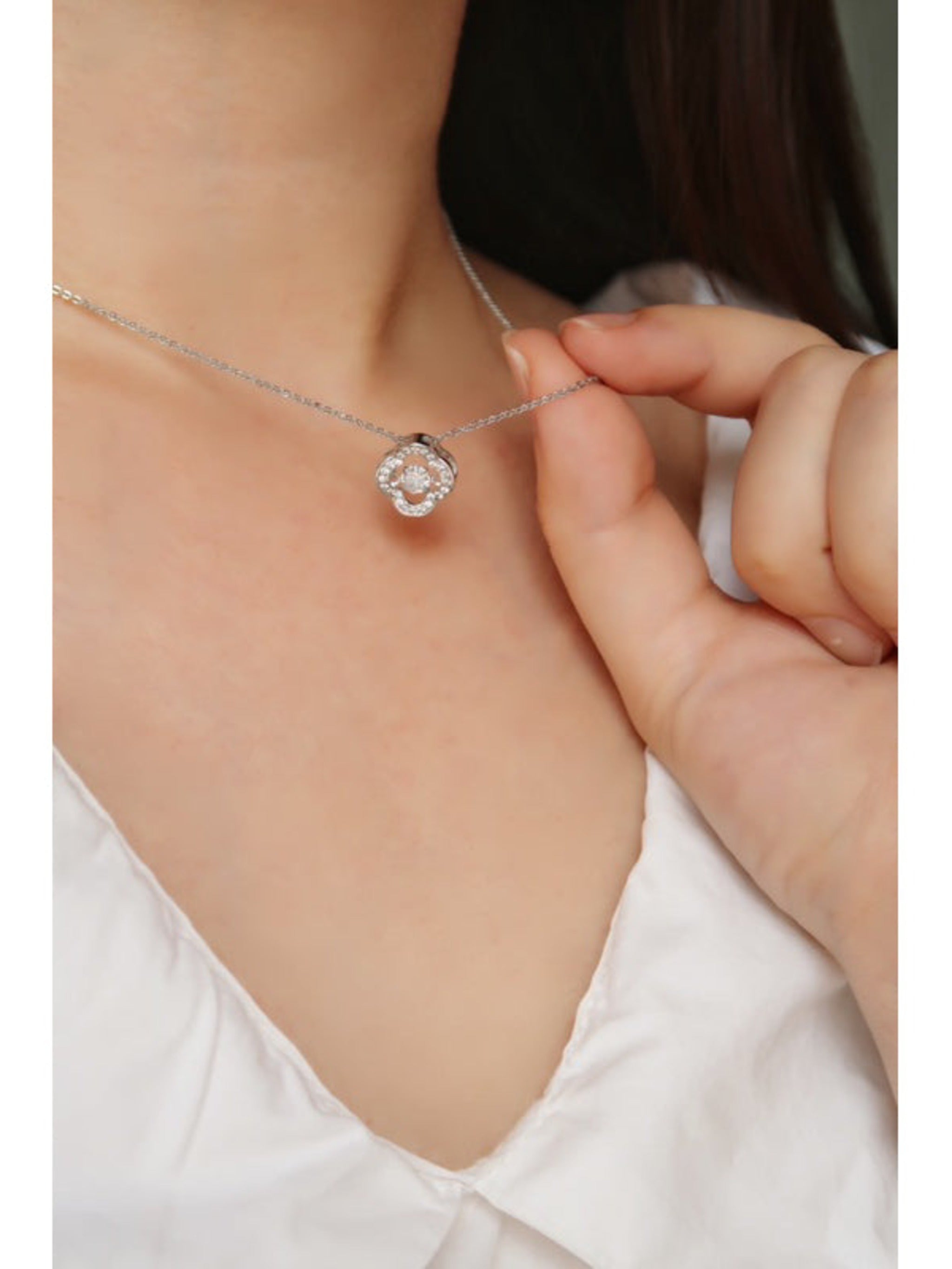 Zola Necklace
