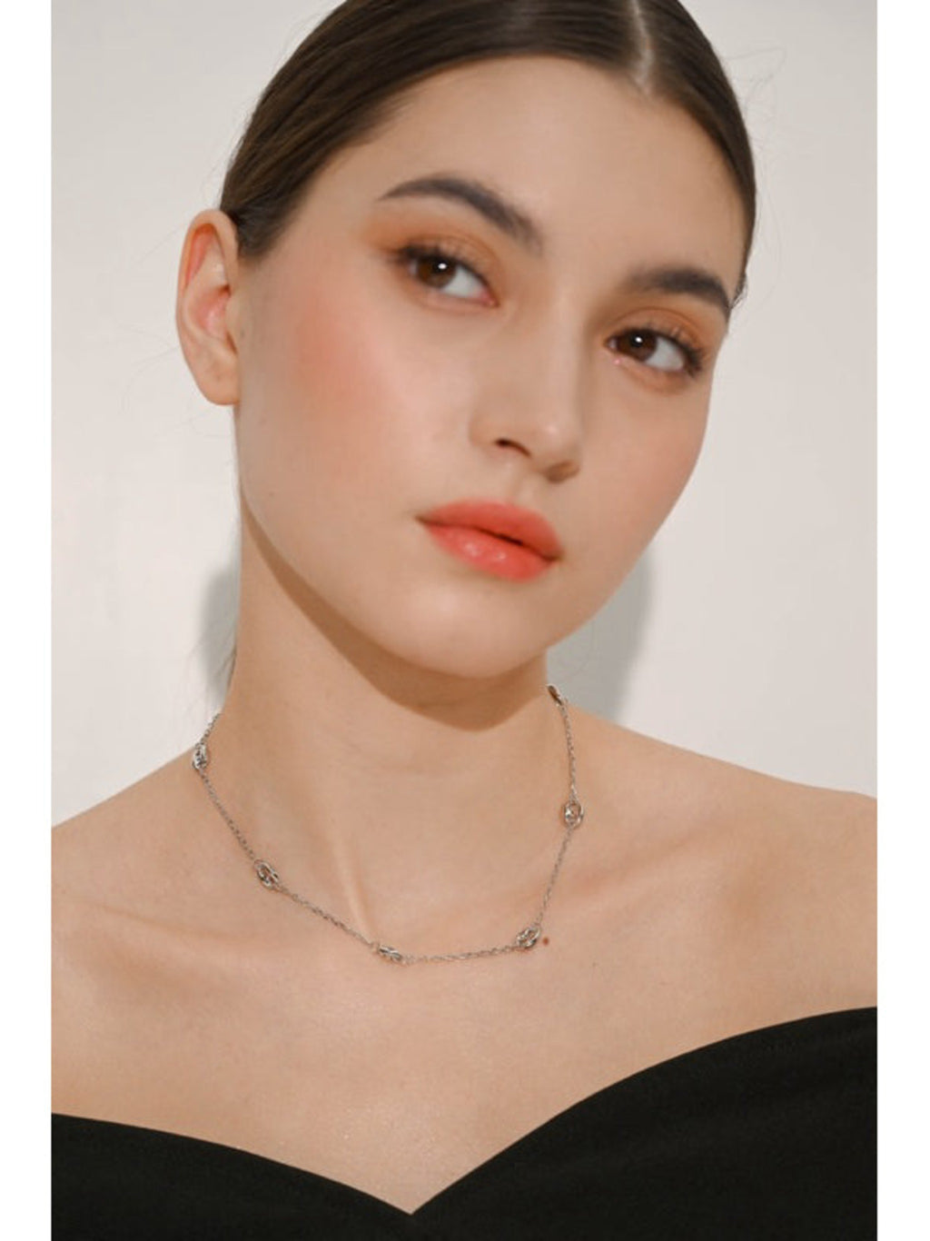 Mara Necklace