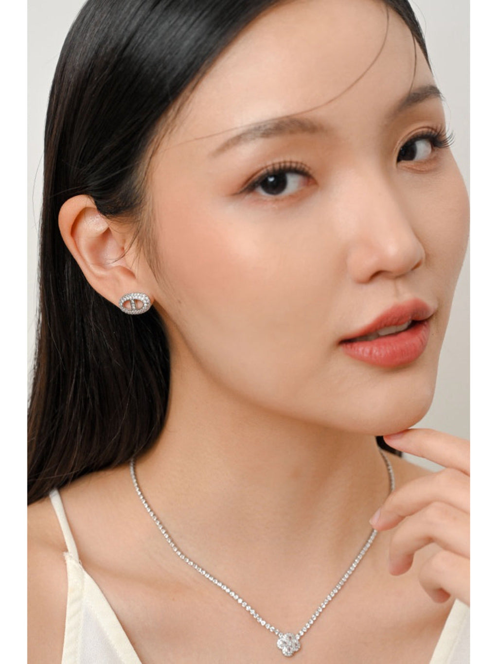 Nada Earring