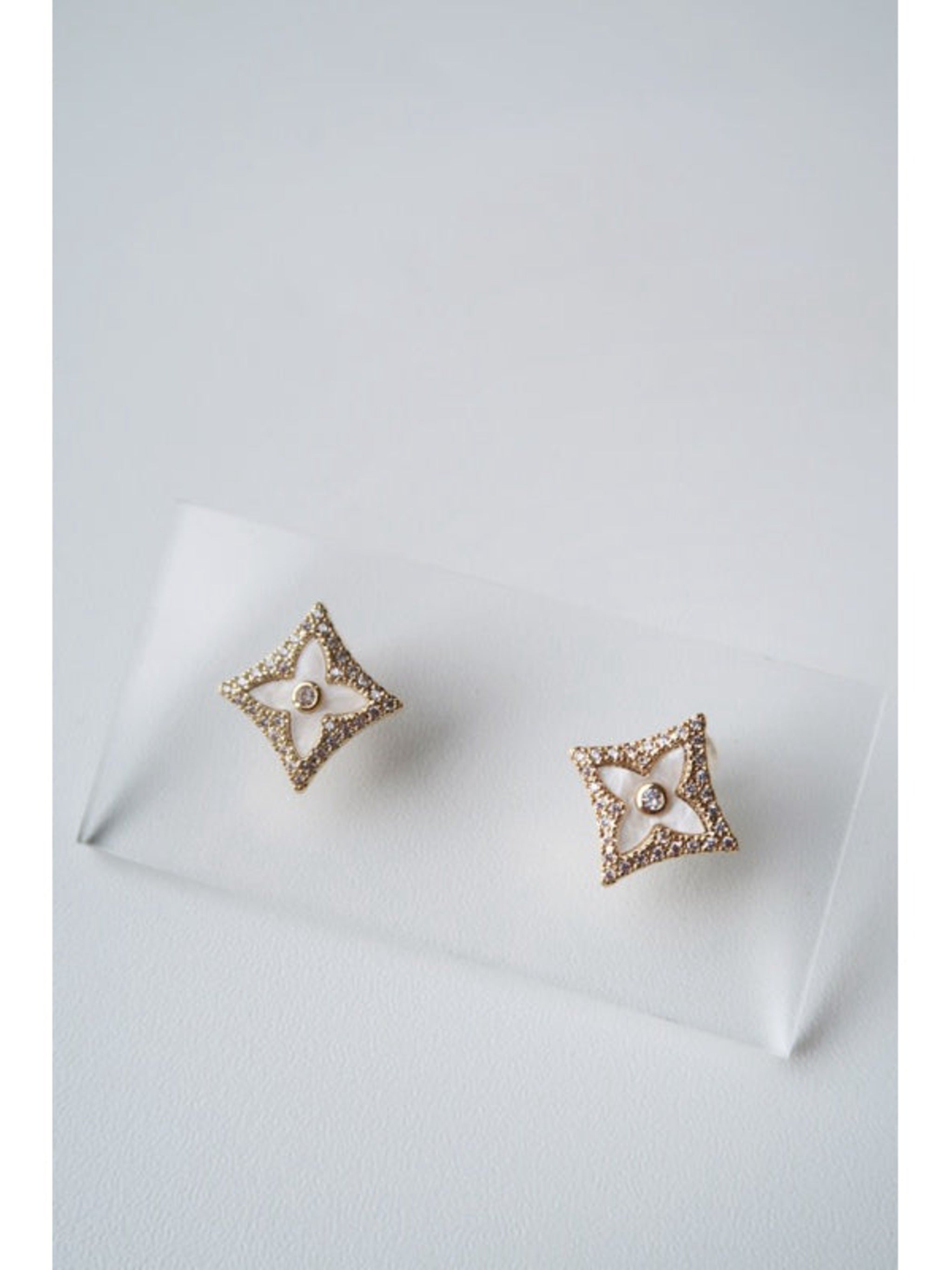 Kinara Earring