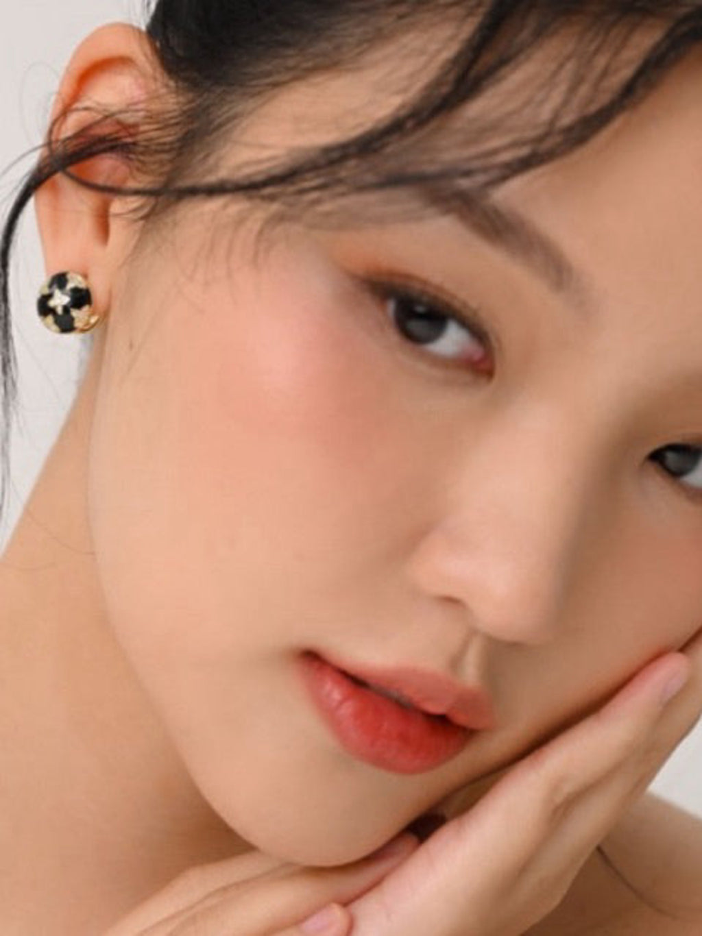 Lois Earring