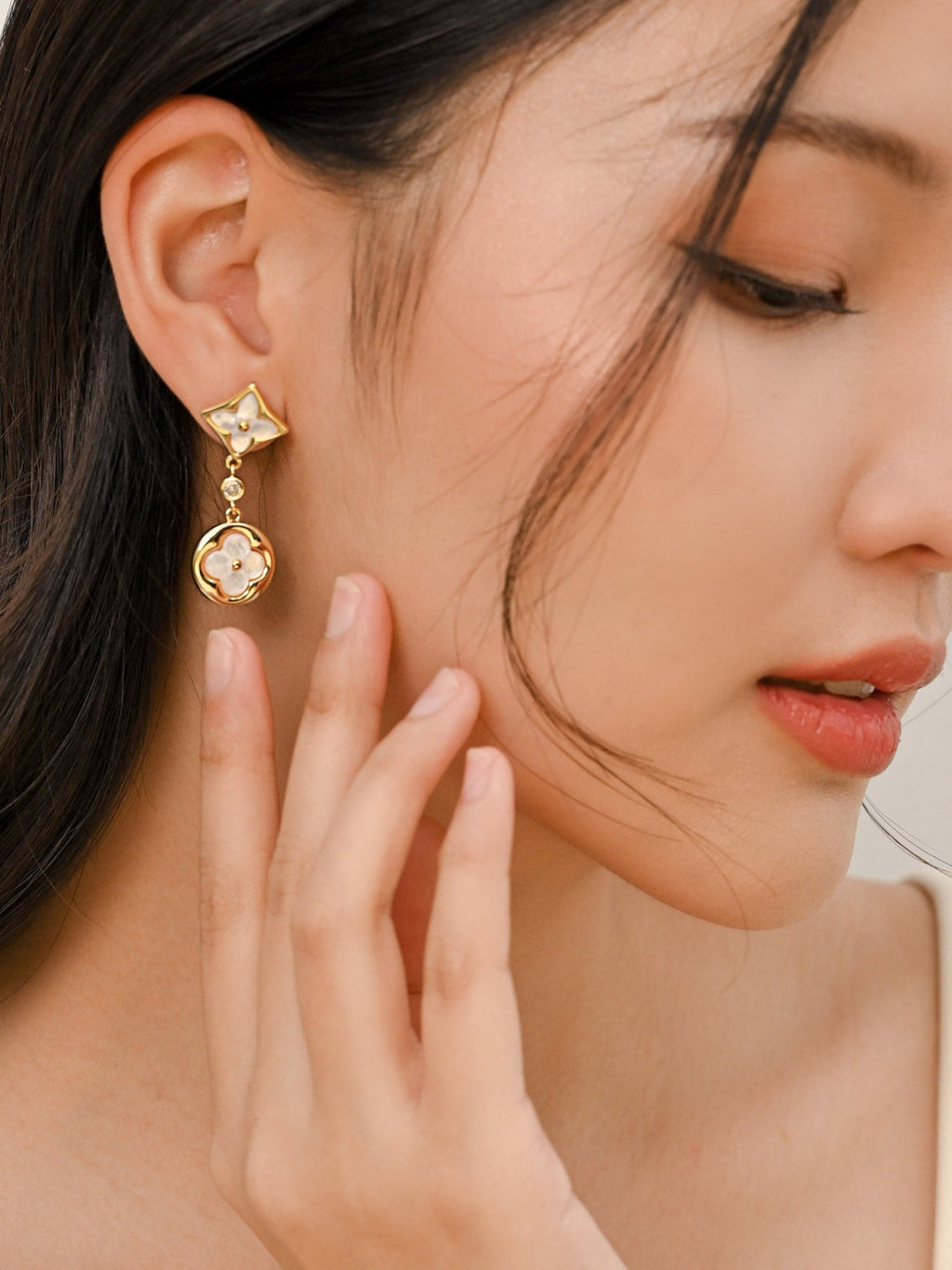 Ameera Earring