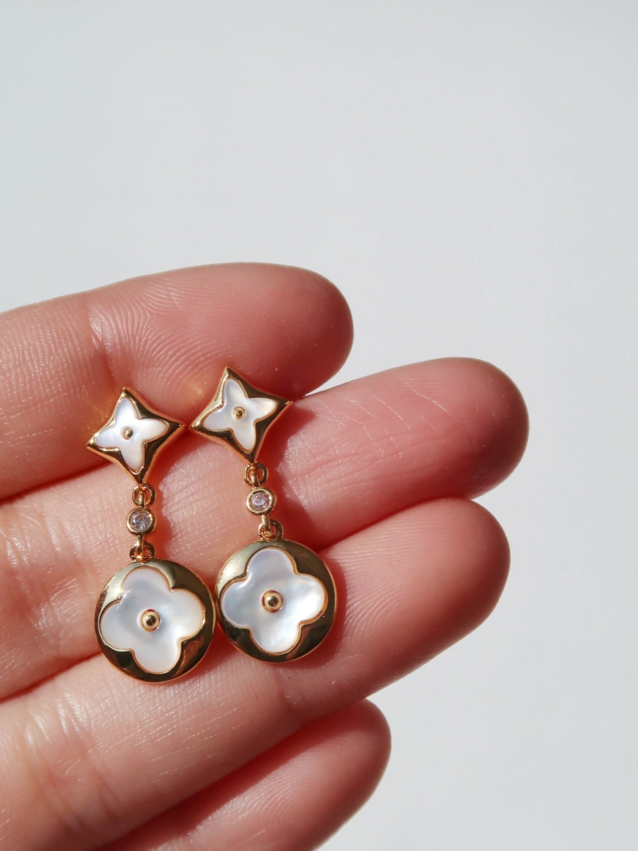 Ameera Earring