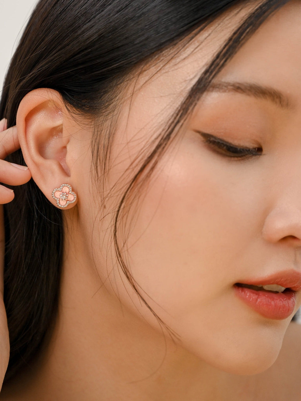 Anas Earring