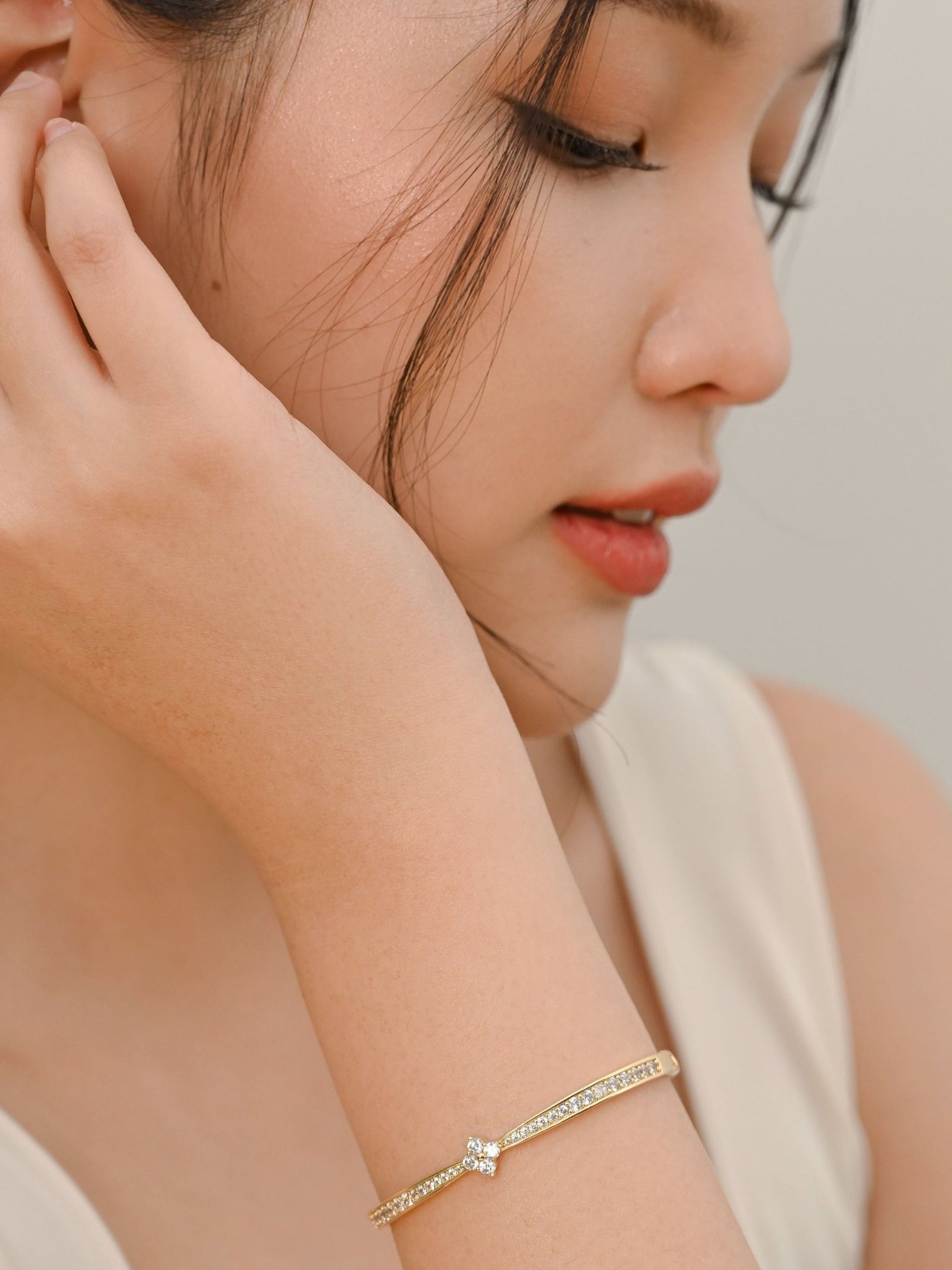 Blanca Bangle