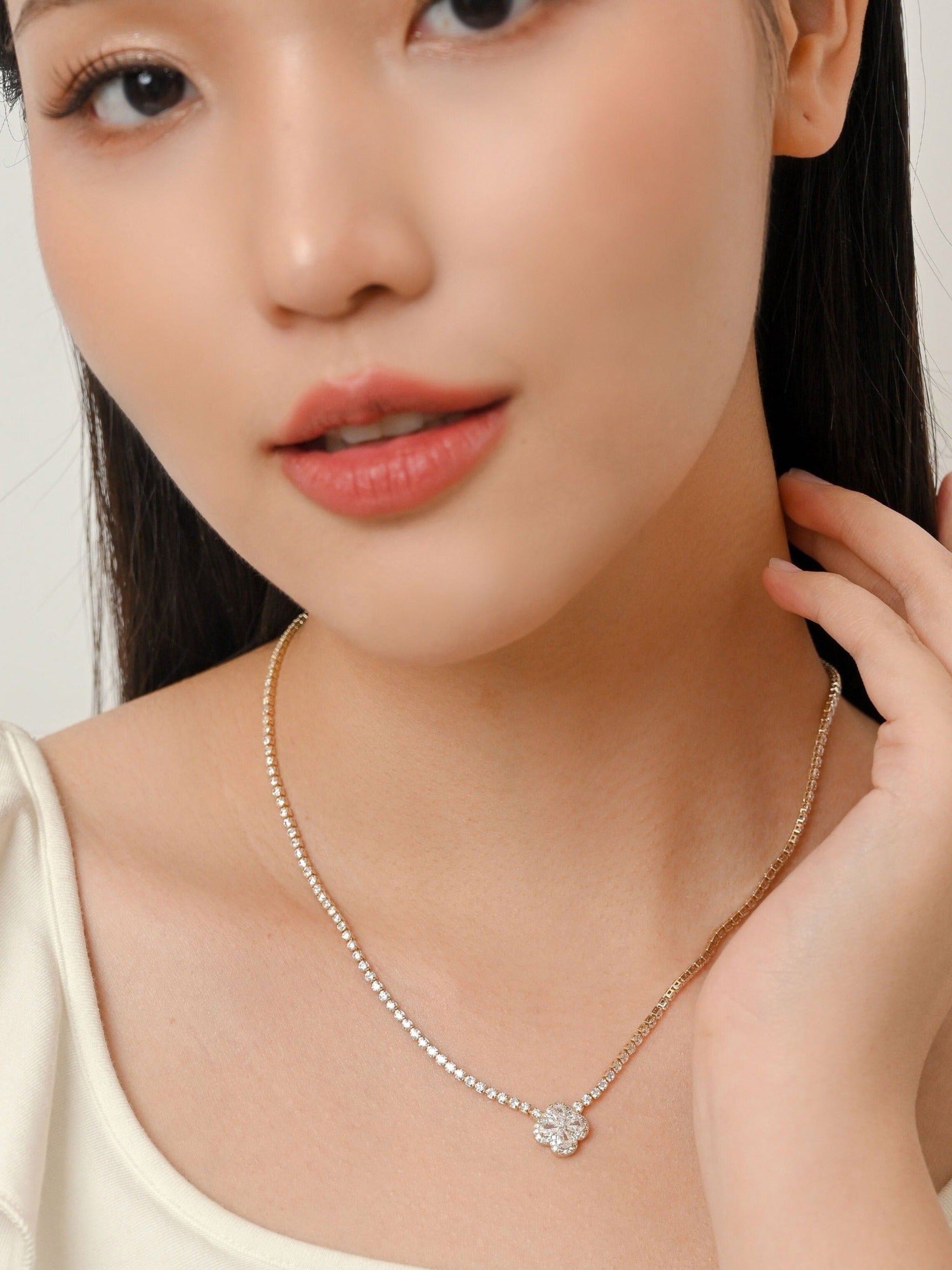 Hazel Necklace