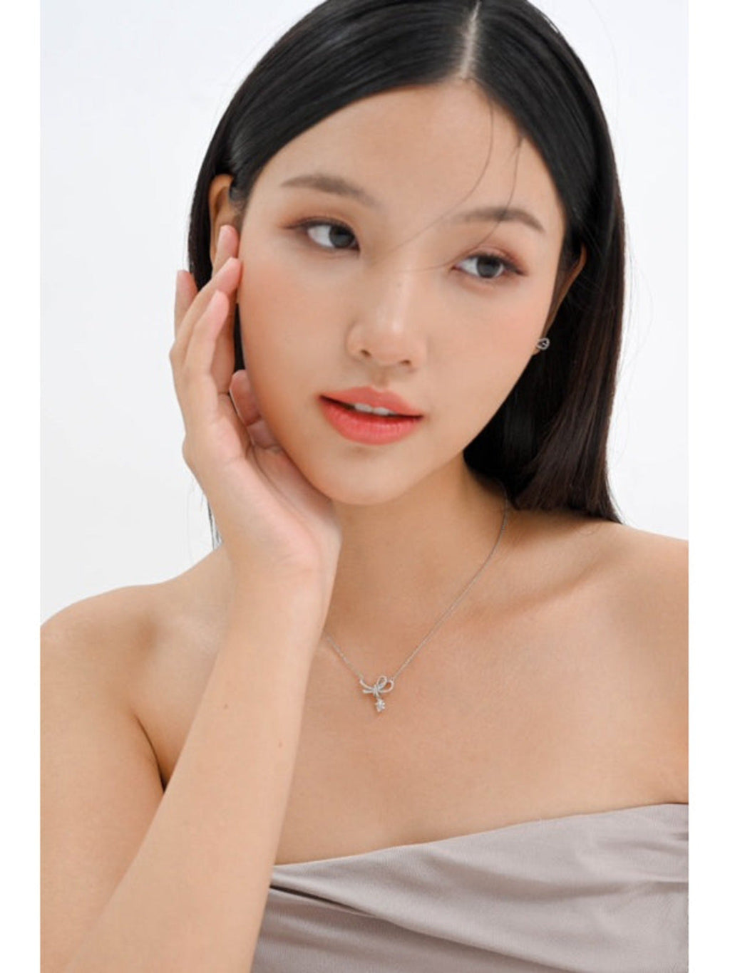 Anika Necklace