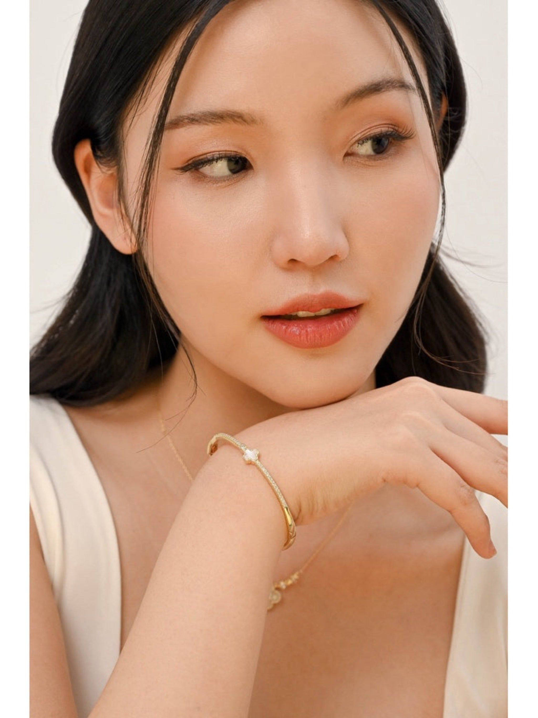 Camilla Bangle