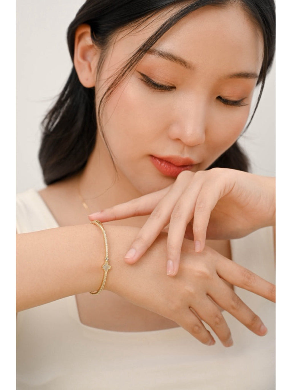Camilla Bangle