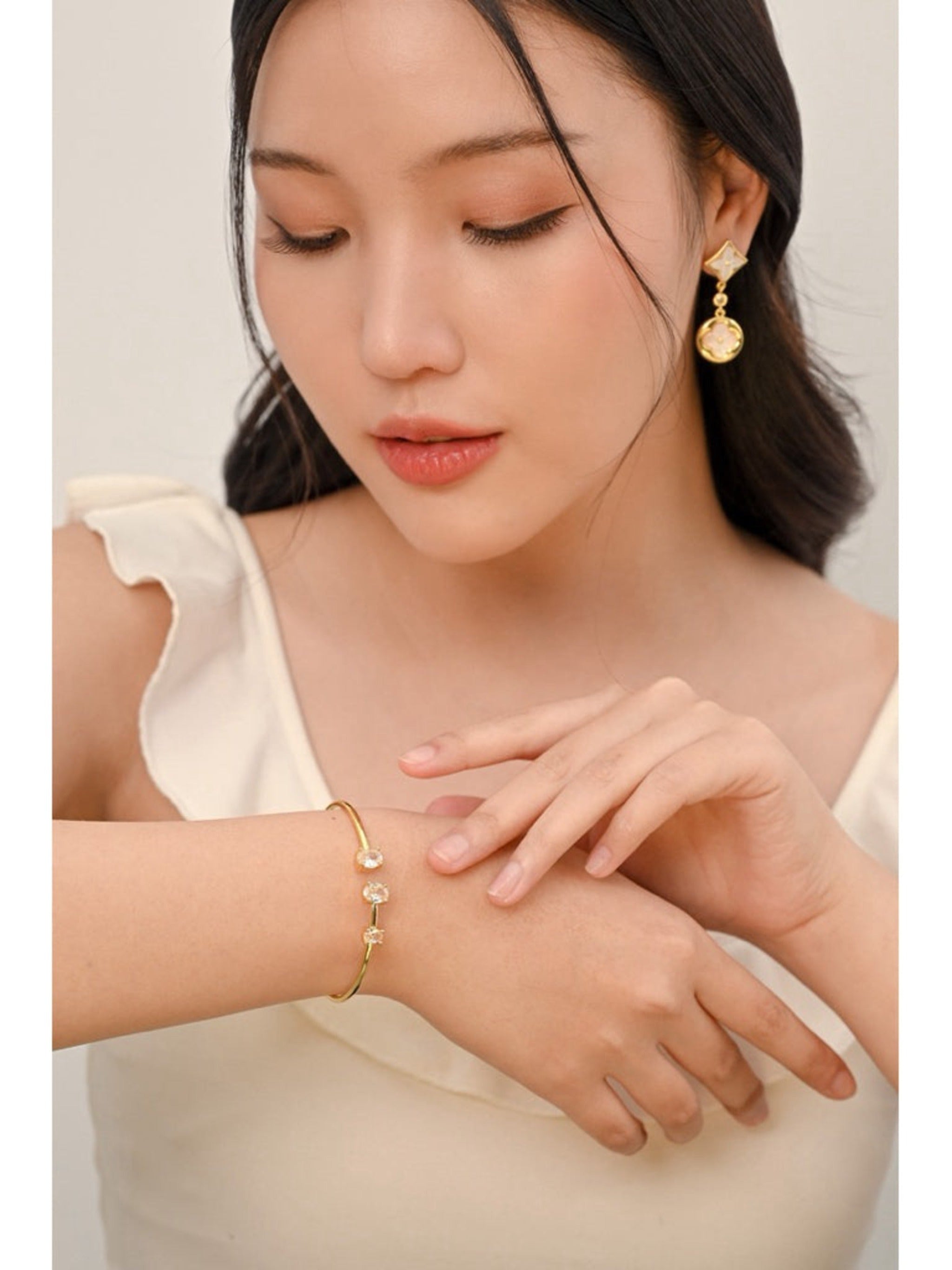 Carmen Bangle