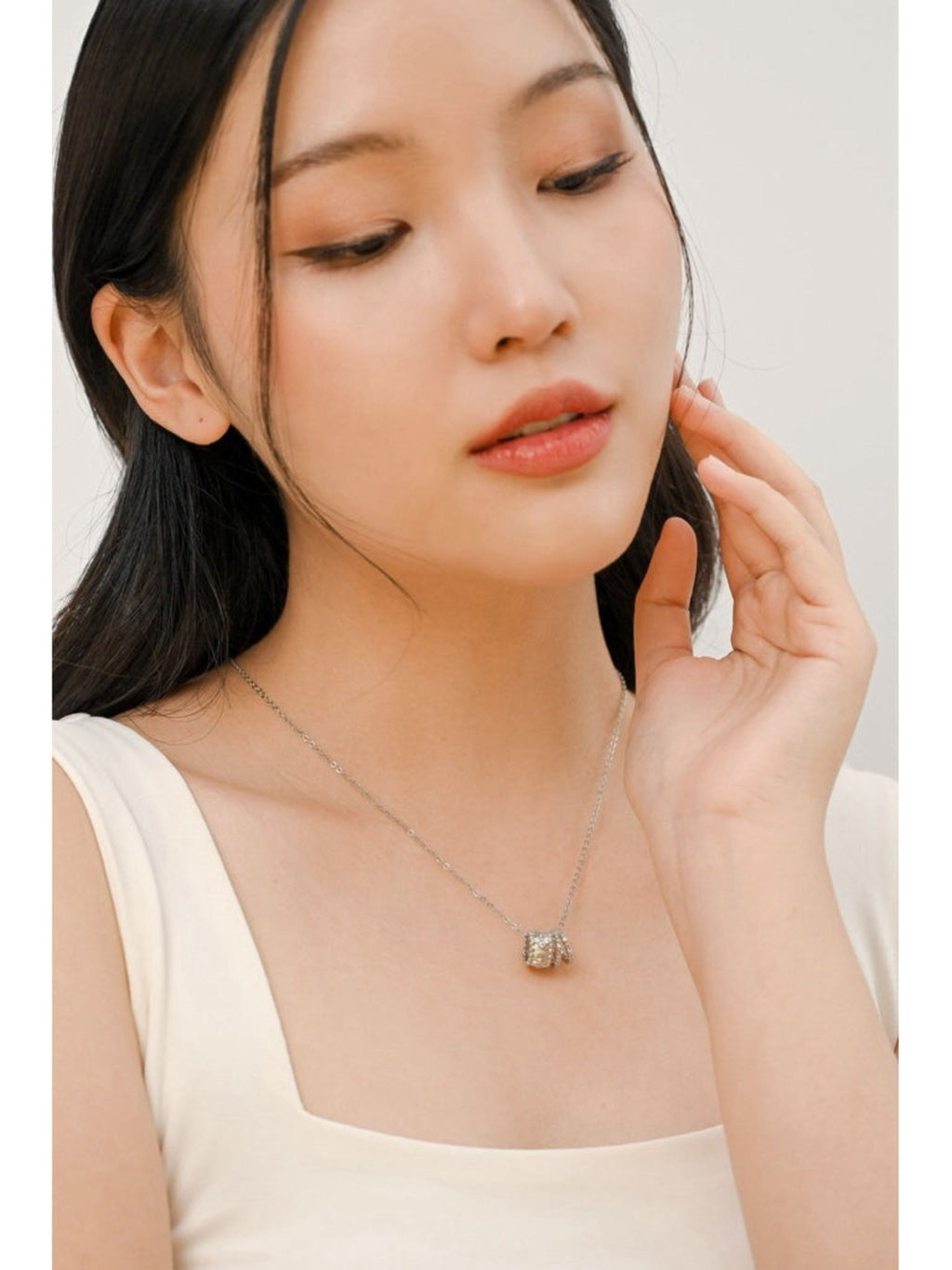 Daphne Necklace
