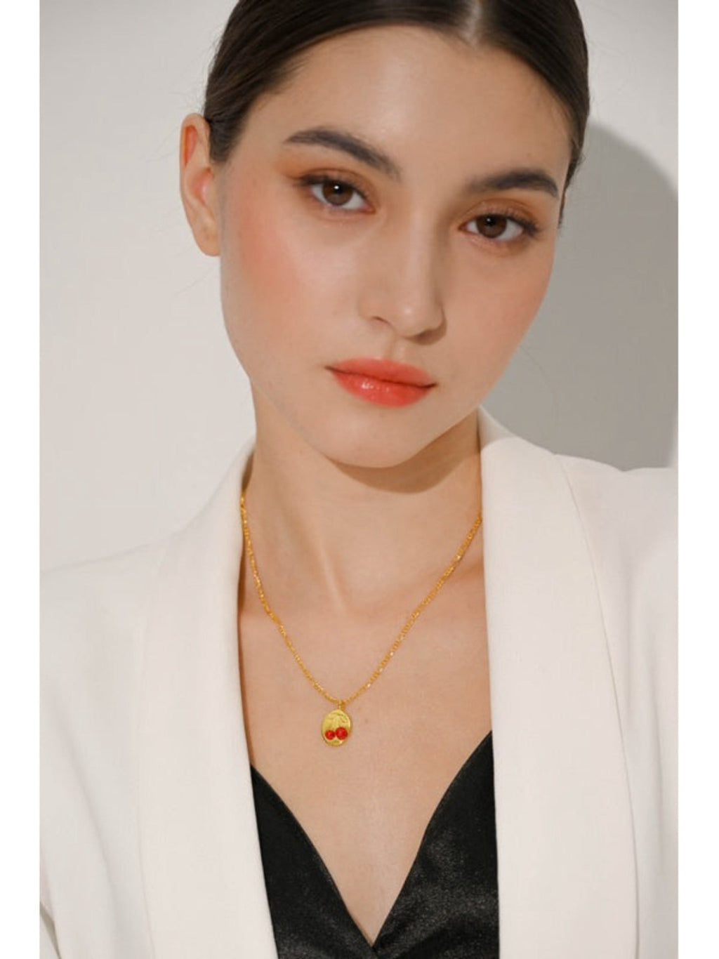 Elika Necklace