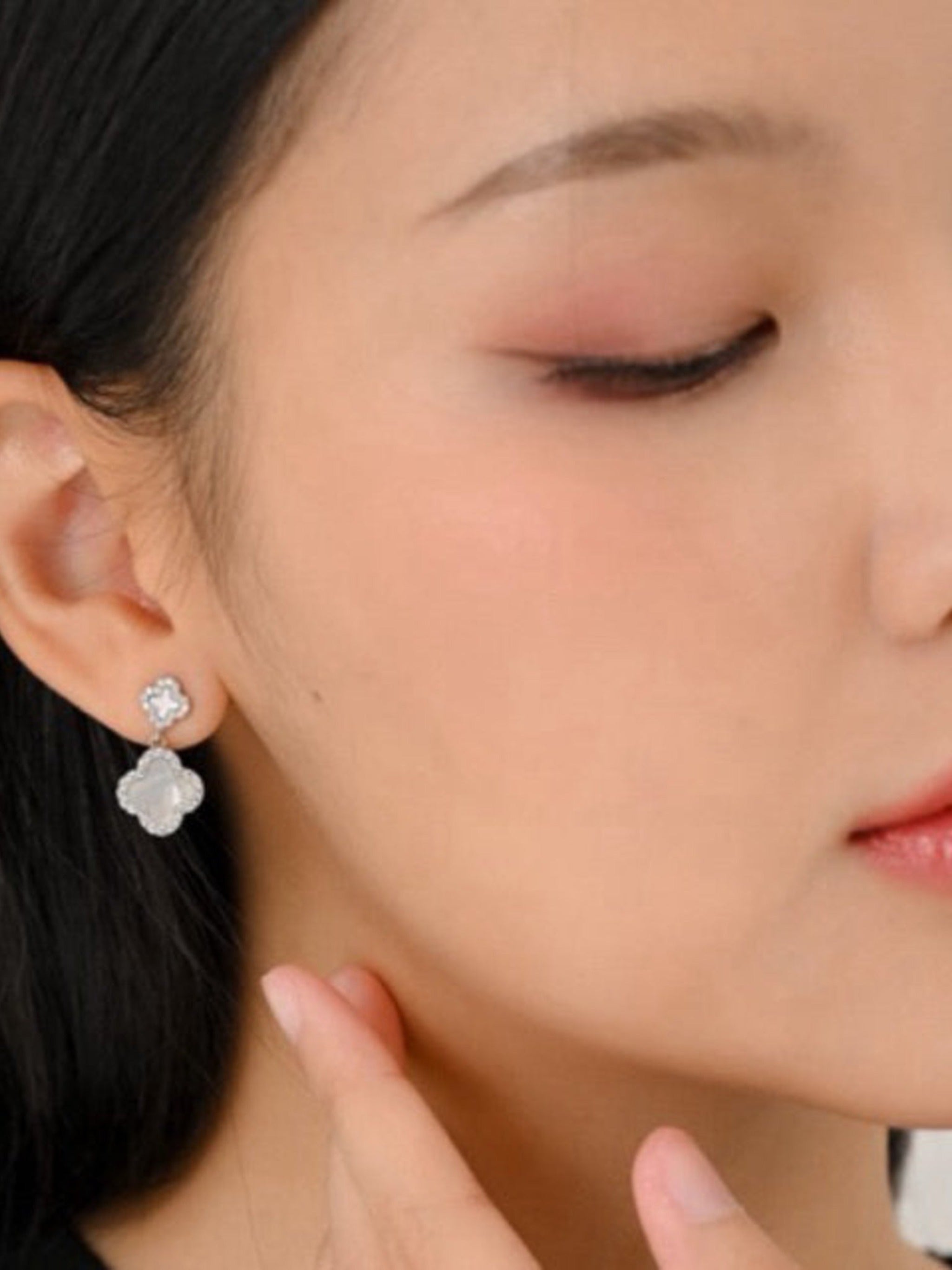 Hessa Earring