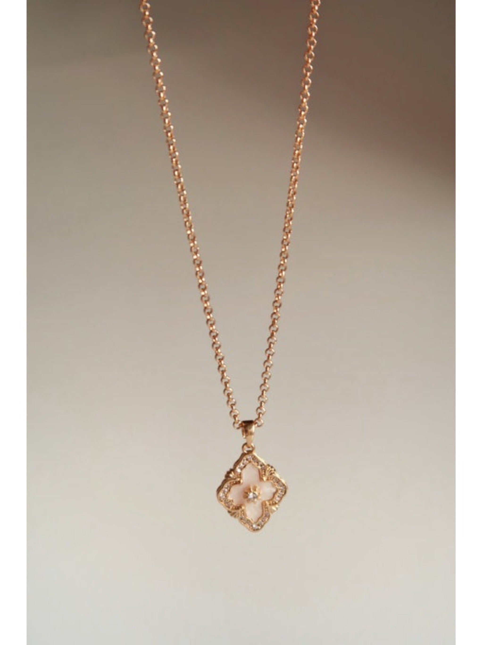 Izara Necklace